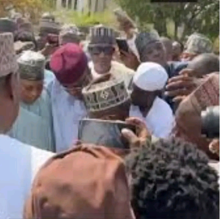 Sheikh Pantami Ya Roƙi El-Rufai, Ribadu Da Uba Sani Su Sulhunta A Jana’izar Mahaifiyarsa 1774820039516